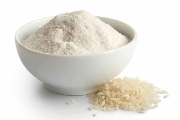 ciotola con farina di riso
